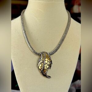John Hardy 18k gold Sterling Silver Ayu Leaf dot pendant & 16” necklace chain